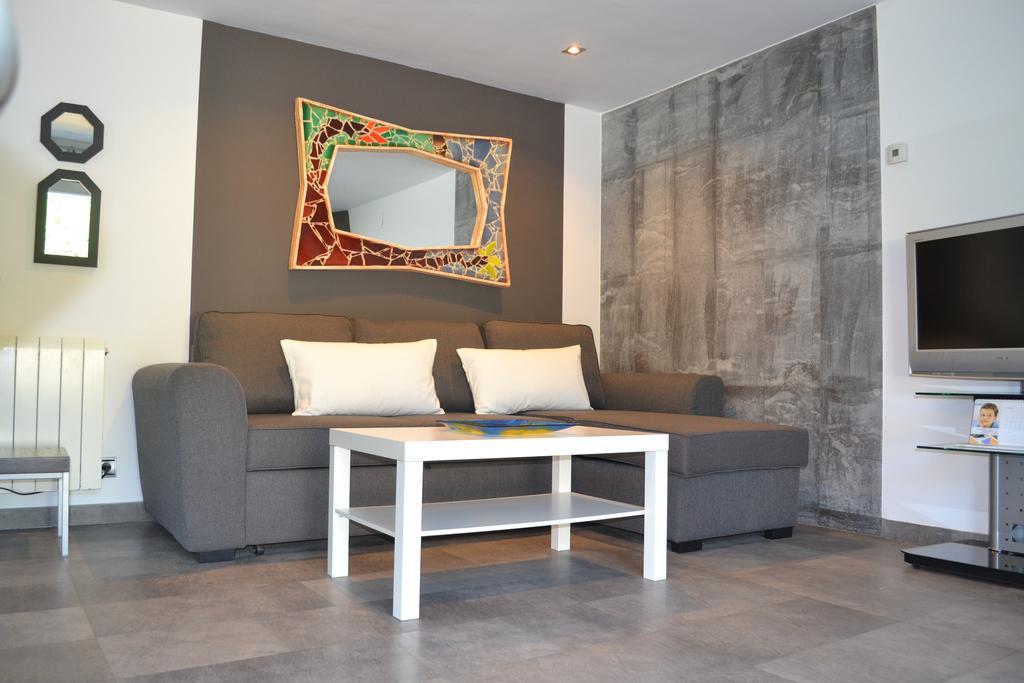 Apartamentos Puerta De Gijon Luaran gambar