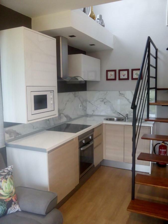 Apartamentos Puerta De Gijon Luaran gambar