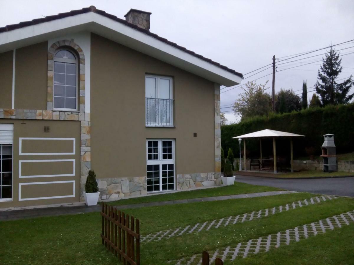 Apartamentos Puerta De Gijon Luaran gambar